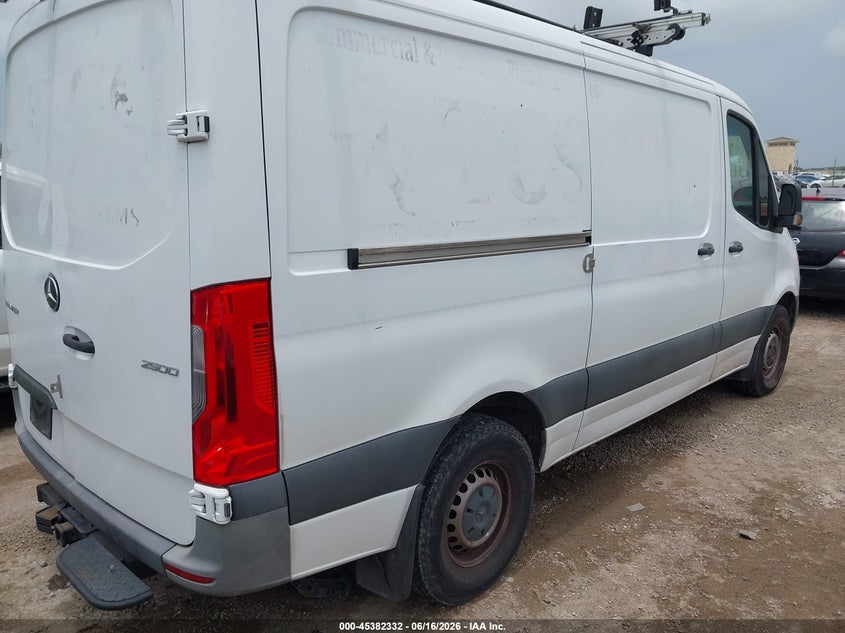 2021 Mercedes-benz Sprinter VIN W1Y4EBHY9MT077233 IAAI salvage auction — UNKNOWN, Enterprise Vehicles Clear Only (Texas), sold $17,500 on 2026-07-13 (photo 4)