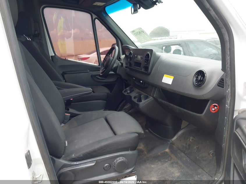2021 Mercedes-benz Sprinter VIN W1Y4EBHY9MT077233 IAAI salvage auction — UNKNOWN, Enterprise Vehicles Clear Only (Texas), sold $17,500 on 2026-07-13 (photo 5)