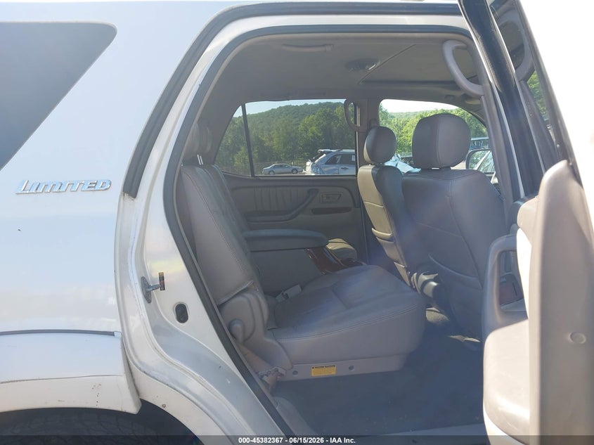 2006 Toyota Sequoia VIN 5TDZT38A26S267594 IAAI salvage auction — NORMAL WEAR, Clear (Florida), sold $775 on 2026-07-09 (photo 8)