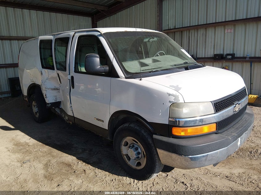 2005 Chevrolet Express 2500 VIN 1GCGG25V051269367 IAAI salvage auction — RIGHT SIDE, Certificate Of Title (Nebraska), sold $575 on 2026-07-09 (photo 1)