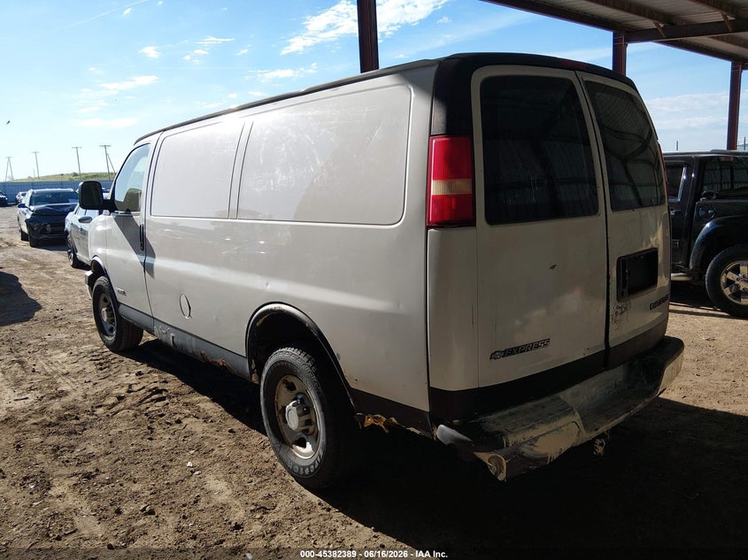2005 Chevrolet Express 2500 VIN 1GCGG25V051269367 IAAI salvage auction — RIGHT SIDE, Certificate Of Title (Nebraska), sold $575 on 2026-07-09 (photo 3)