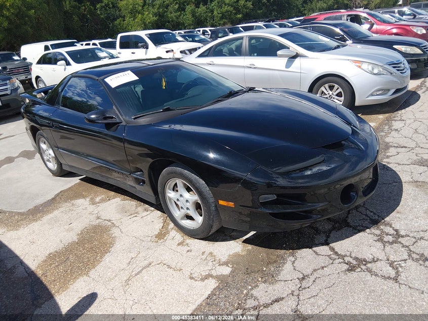 1999 Pontiac Firebird VIN 2G2FV22GXX2235844 IAAI salvage auction — REAR END, Original (Kentucky), sold $4,050 on 2026-07-27 (photo 1)