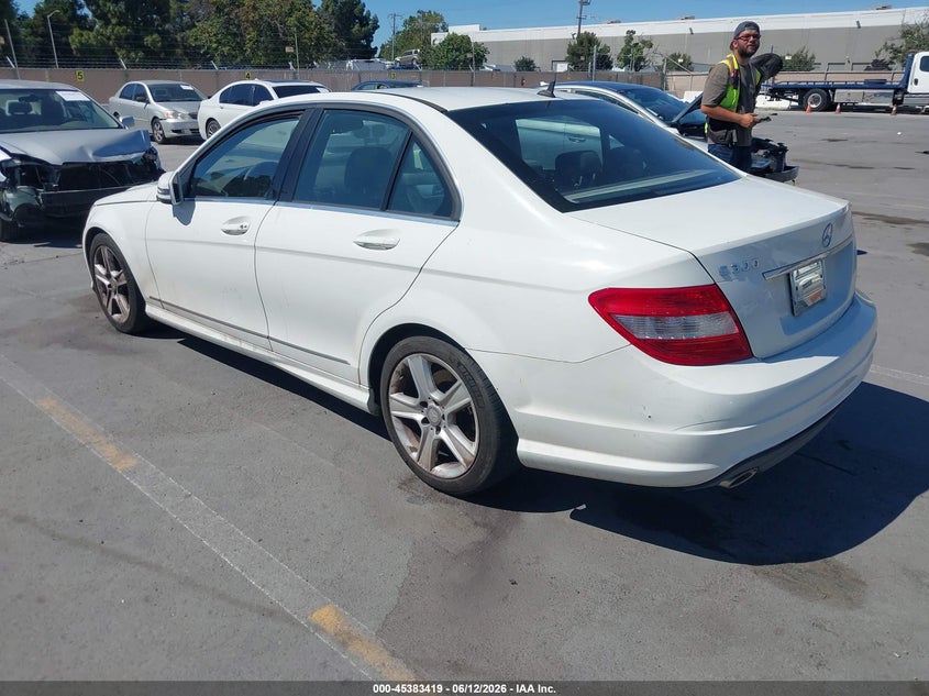 2010 Mercedes-benz C class VIN WDDGF5EB1AR129565 IAAI salvage auction — NORMAL WEAR, Clear - Dealer Only (California), sold $600 on 2026-07-20 (photo 3)
