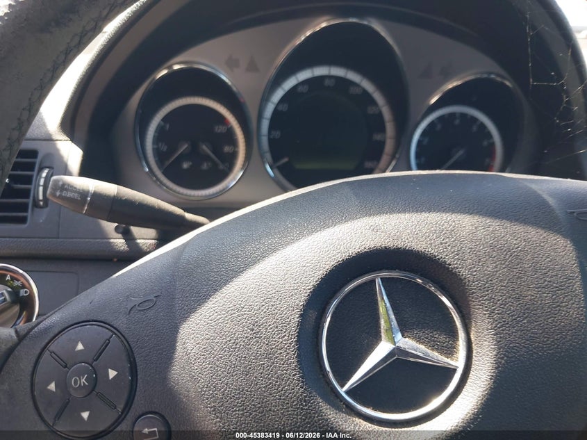 2010 Mercedes-benz C class VIN WDDGF5EB1AR129565 IAAI salvage auction — NORMAL WEAR, Clear - Dealer Only (California), sold $600 on 2026-07-20 (photo 7)