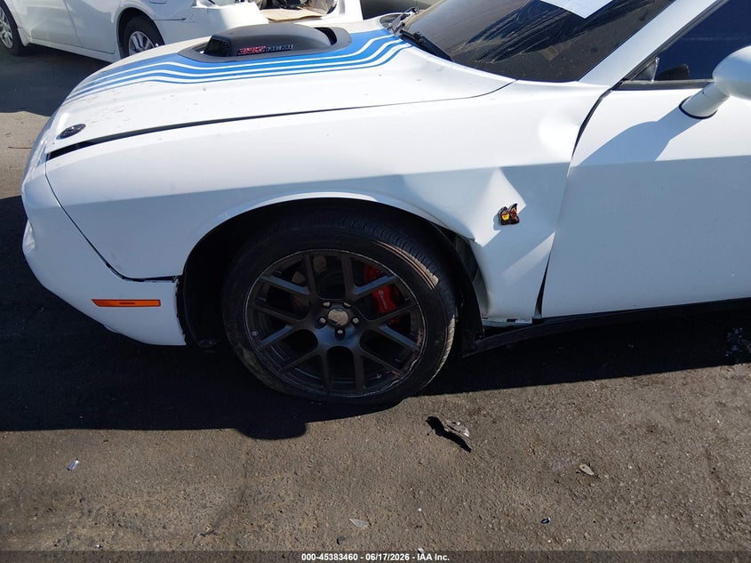 2019 Dodge Challenger VIN 2C3CDZFJ6KH749944 IAAI salvage auction — UNDERCARRIAGE, Salvage Title, sold $6,500 on 2026-08-14 (photo 6)