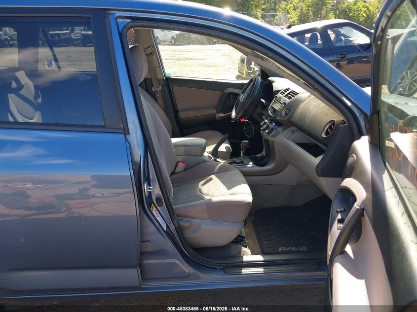 2008 Toyota Rav4 VIN JTMBK33V785057984 IAAI salvage auction — Burn Engine, Clear (Massachusetts), sold $425 on 2026-07-17 (photo 5)