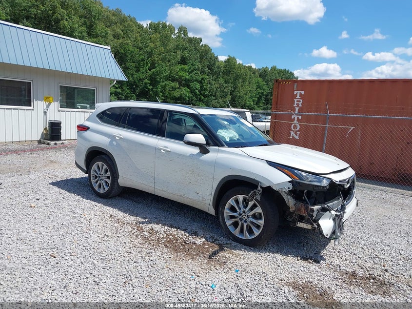 2022 Toyota Highlander VIN 5TDYZRAH3NS539444 — IAAI salvage auction photo