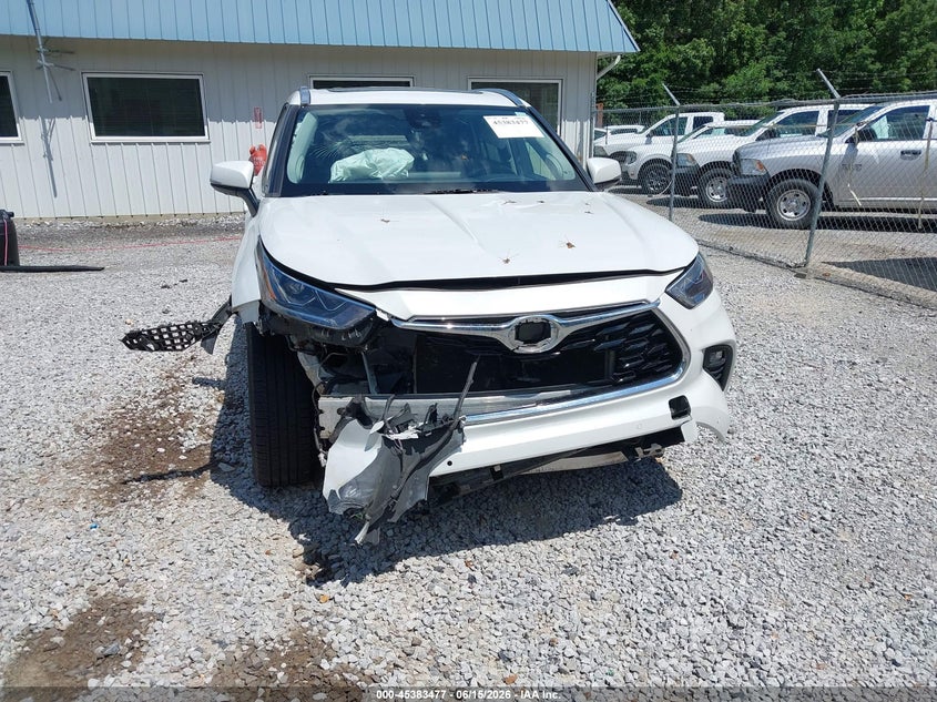 2022 Toyota Highlander VIN 5TDYZRAH3NS539444 IAAI salvage auction — FRONT END, Salvage Title, sold $14,600 on 2026-08-22 (photo 6)