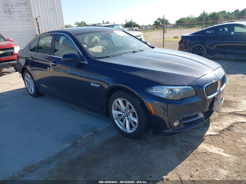 2016 BMW 5er VIN WBA5A7C55GG147786 IAAI salvage auction — WATER/FLOOD, Salvage (Texas), sold $2,975 on 2026-07-09 (photo 1)
