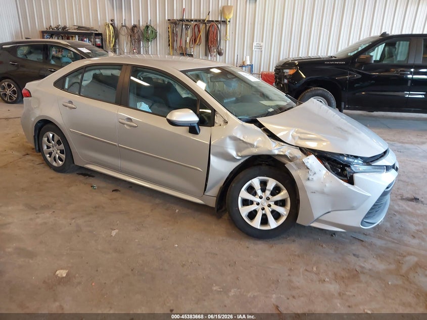 2023 Toyota Corolla VIN 5YFB4MDE7PP021762 IAAI salvage auction — FRONT & REAR, Salvage (Michigan), sold $2,450 on 2026-08-01 (photo 1)