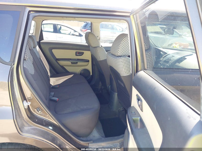 2010 Kia Soul VIN KNDJT2A26A7125049 IAAI salvage auction — NORMAL WEAR, Clear (New Mexico), sold $350 on 2026-07-29 (photo 8)