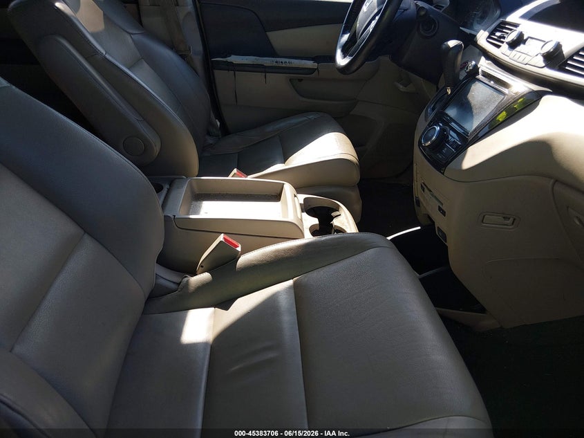 2016 Honda Odyssey VIN 5FNRL5H92GB093100 IAAI salvage auction — NORMAL WEAR, Clear (Delaware), sold $4,500 on 2026-07-06 (photo 5)