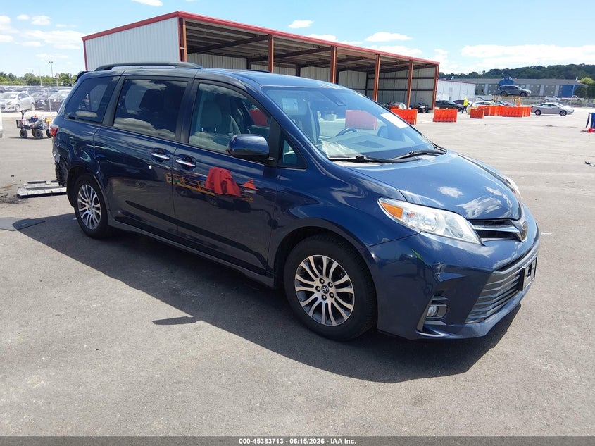 2020 Toyota Sienna VIN 5TDYZ3DC5LS052689 IAAI salvage auction — REAR END, Salvage (Illinois), sold $6,500 on 2026-07-28 (photo 1)