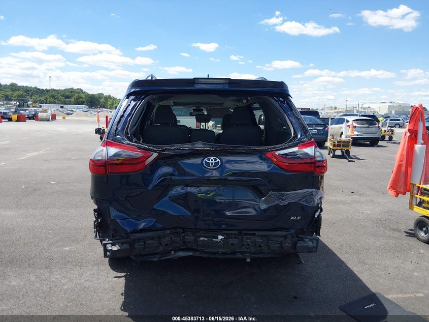 2020 Toyota Sienna VIN 5TDYZ3DC5LS052689 IAAI salvage auction — REAR END, Salvage (Illinois), sold $6,500 on 2026-07-28 (photo 6)