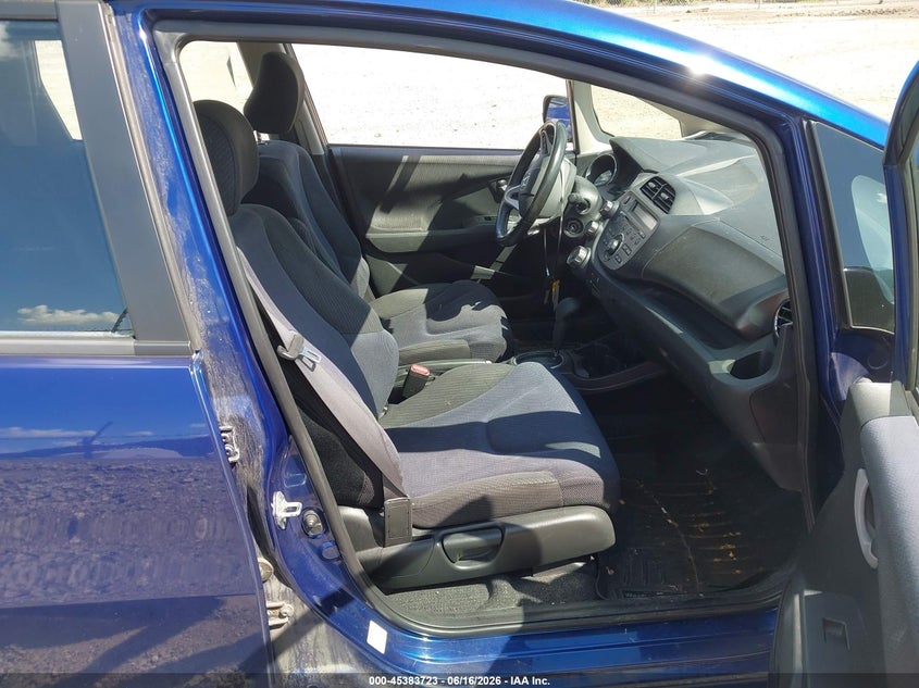 2013 Honda Fit VIN JHMGE8H55DC030533 IAAI salvage auction — FRONT END, Salvage Title, sold $1,000 on 2026-08-01 (photo 5)