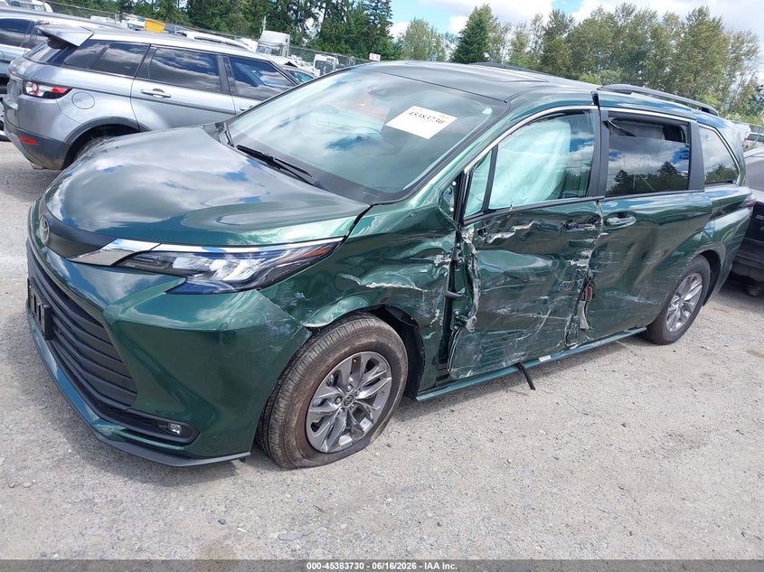 2026 Toyota Sienna VIN 5TDYSKFC3TS249761 IAAI salvage auction — LEFT SIDE, Bill Of Sale (Washington), sold $17,900 on 2026-07-29 (photo 2)