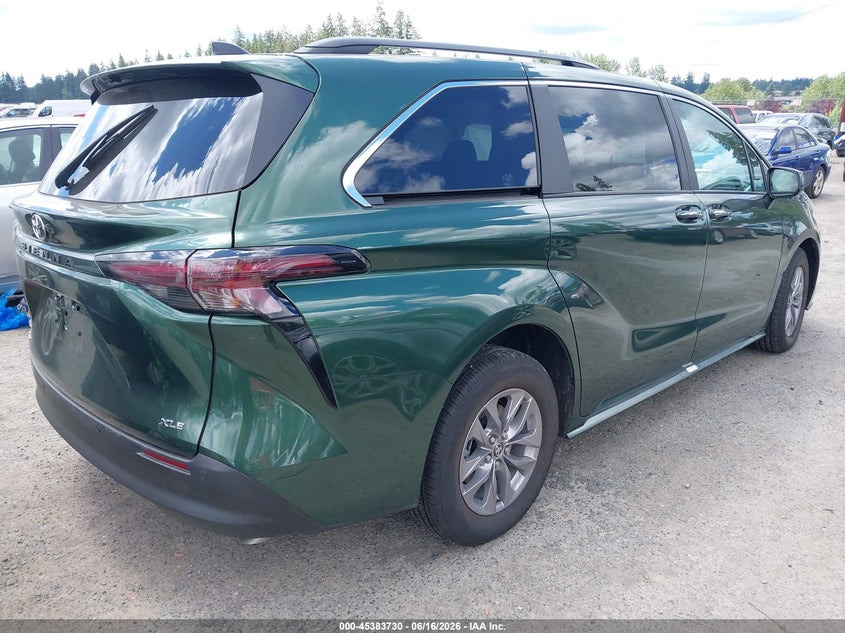 2026 Toyota Sienna VIN 5TDYSKFC3TS249761 IAAI salvage auction — LEFT SIDE, Bill Of Sale (Washington), sold $17,900 on 2026-07-29 (photo 4)