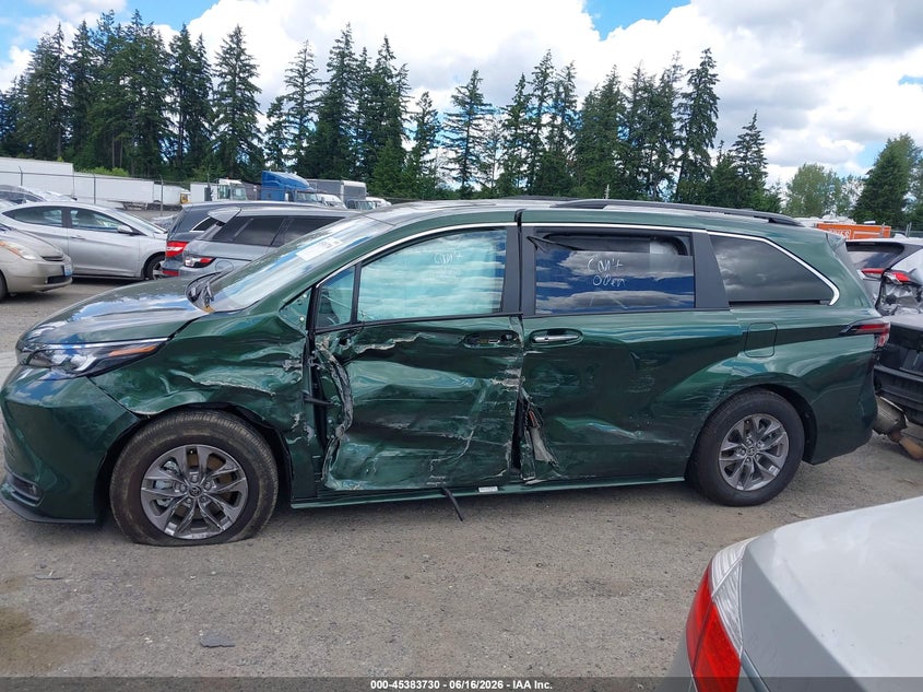 2026 Toyota Sienna VIN 5TDYSKFC3TS249761 IAAI salvage auction — LEFT SIDE, Bill Of Sale (Washington), sold $17,900 on 2026-07-29 (photo 6)