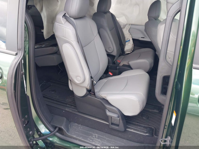 2026 Toyota Sienna VIN 5TDYSKFC3TS249761 IAAI salvage auction — LEFT SIDE, Bill Of Sale (Washington), sold $17,900 on 2026-07-29 (photo 8)