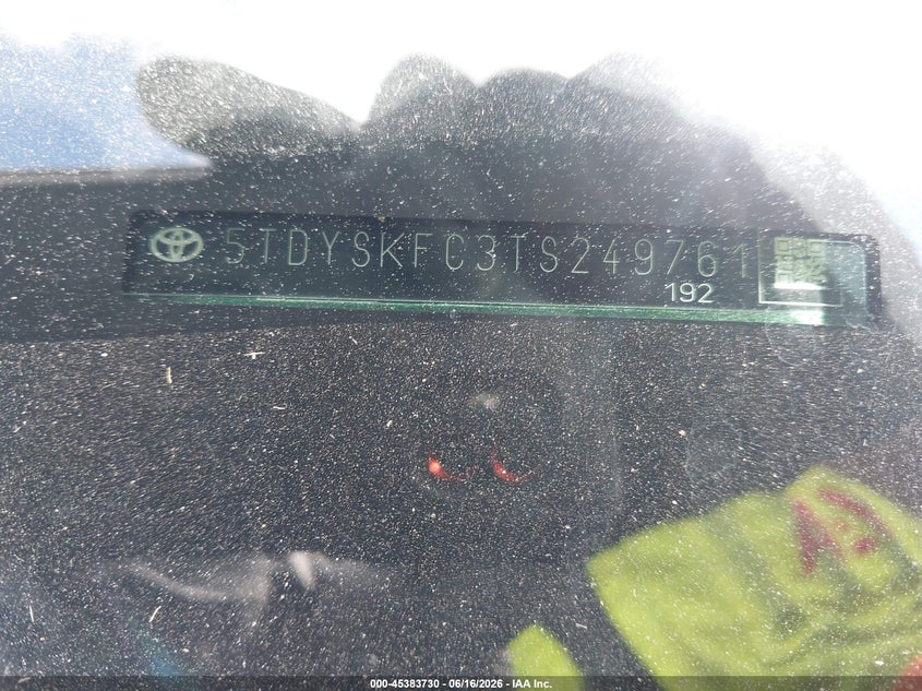 2026 Toyota Sienna VIN 5TDYSKFC3TS249761 IAAI salvage auction — LEFT SIDE, Bill Of Sale (Washington), sold $17,900 on 2026-07-29 (photo 9)