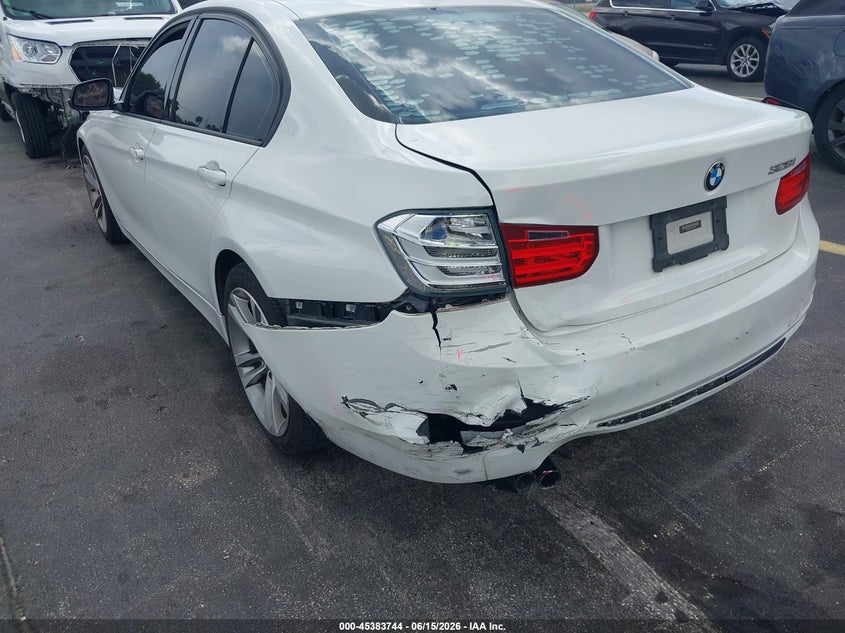 2014 BMW 3er VIN WBA3C1C57EK107105 IAAI salvage auction — LEFT REAR, Rebuildable (Florida), sold $950 on 2026-07-16 (photo 6)