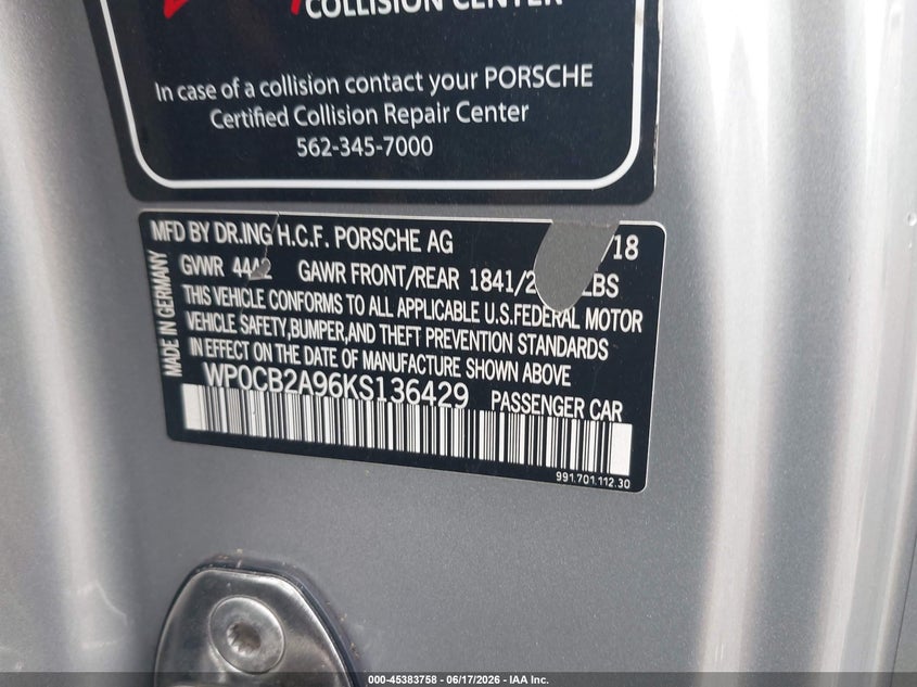 2019 Porsche 911 VIN WP0CB2A96KS136429 IAAI salvage auction — FRONT & REAR, Salvage Title, sold $51,250 on 2026-08-10 (photo 9)