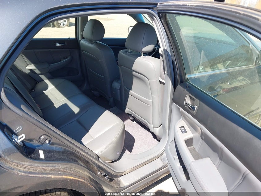 2005 Honda Accord VIN JHMCN36585C018642 IAAI salvage auction — FRONT END, Clear (Virginia), sold $25 on 2026-07-30 (photo 8)