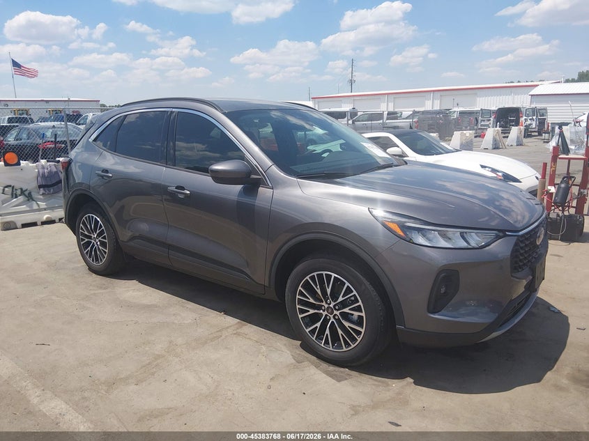 2024 Ford Escape VIN 1FMCU0E1XRUA20650 — IAAI salvage auction photo