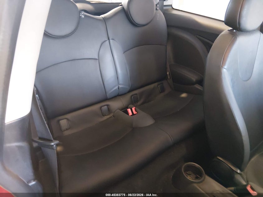 2007 Mini Cooper VIN WMWMF33537TT58854 IAAI salvage auction — NORMAL WEAR, Clear (Delaware), sold $25 on 2026-07-30 (photo 8)