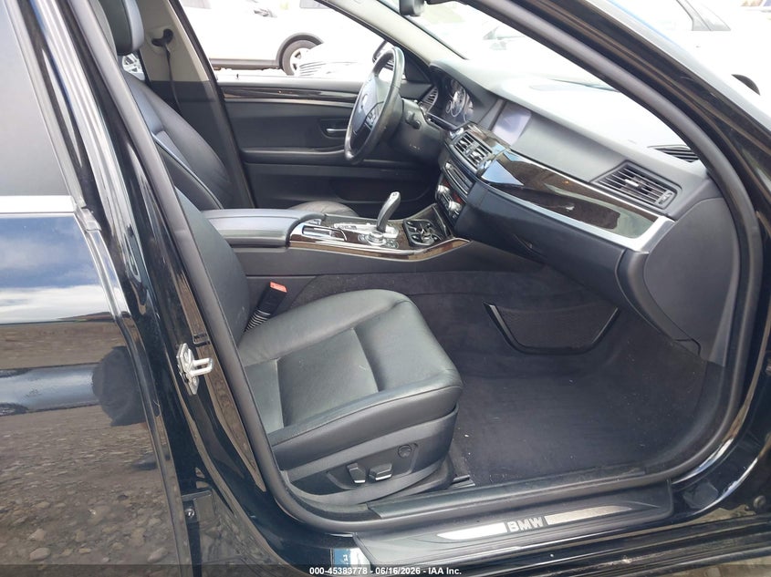 2012 BMW 5er VIN WBAFU7C56CDU57923 IAAI salvage auction — HAIL, Junk Bill Of Sale Mv2459 (Wisconsin), sold $650 on 2026-07-23 (photo 5)