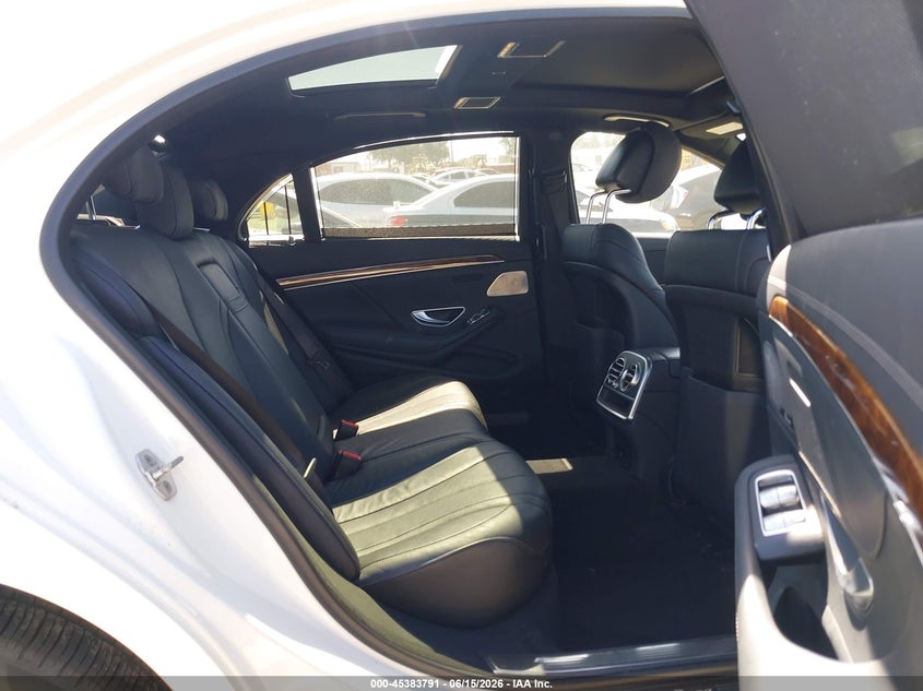 2017 Mercedes-benz S-klasse VIN WDDUG6DB9HA328203 IAAI salvage auction — REAR END, Salvage Title, sold $12,300 on 2026-08-02 (photo 8)