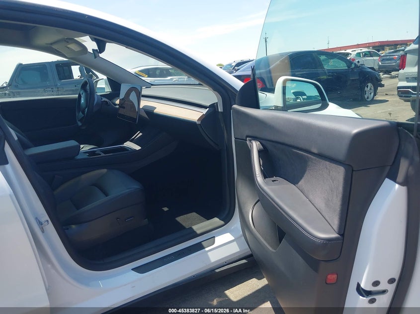 2022 Tesla Model y VIN 7SAYGDEFXNF409525 IAAI salvage auction — RIGHT SIDE, Salvage (Arizona), sold $10,400 on 2026-07-28 (photo 5)