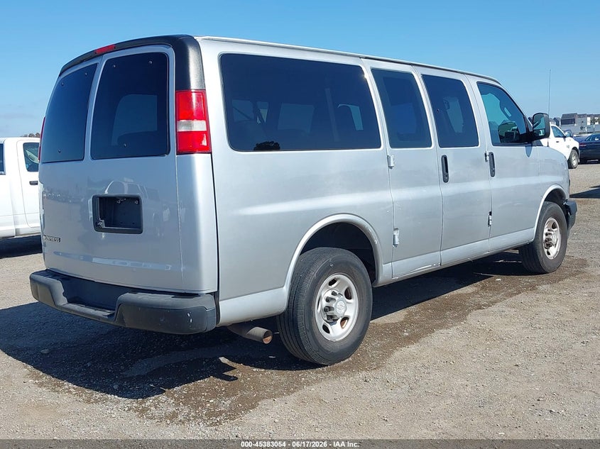 2019 Chevrolet Express 2500 VIN 1GAWGEFG7K1281338 IAAI salvage auction — LEFT SIDE, SF97 (California), sold $11,100 on 2026-07-29 (photo 4)