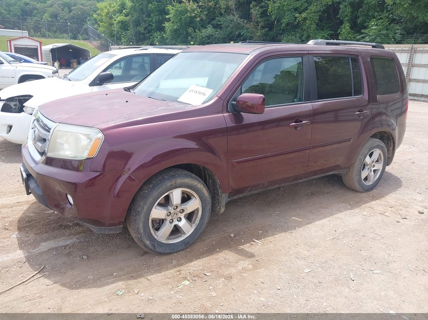 2011 Honda Pilot VIN 5FNYF4H52BB084237 IAAI salvage auction — NORMAL WEAR, Clear (Tennessee), sold $575 on 2026-07-09 (photo 2)