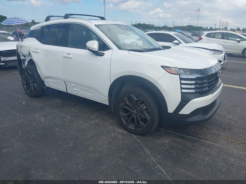 2025 Nissan Kicks VIN 3N8AP6DD8SL443135 IAAI salvage auction — SIDE, Rebuildable (Florida), sold $12,050 on 2026-07-16 (photo 1)