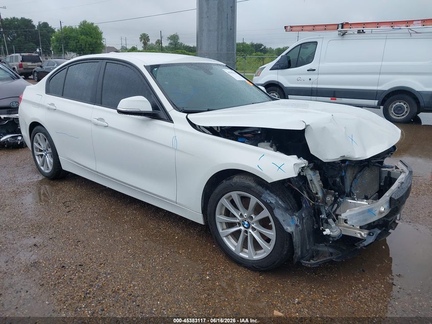 2018 BMW 3er VIN WBA8A9C54JAH14494 IAAI salvage auction — FRONT END, Original (Texas), sold $1,250 on 2026-08-19 (photo 1)