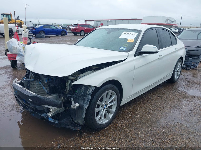 2018 BMW 3er VIN WBA8A9C54JAH14494 IAAI salvage auction — FRONT END, Original (Texas), sold $1,250 on 2026-08-19 (photo 2)