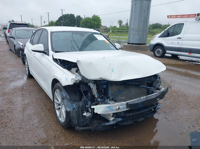 2018 BMW 3er VIN WBA8A9C54JAH14494 IAAI salvage auction — FRONT END, Original (Texas), sold $1,250 on 2026-08-19 (photo 6)