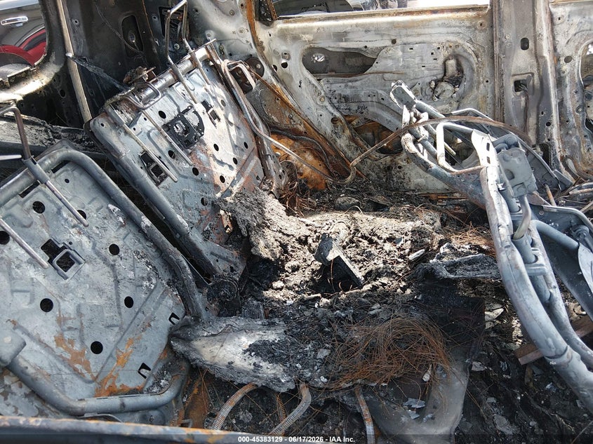 2013 Kia Soul VIN KNDJT2A52D7627913 IAAI salvage auction — TOTAL BURN, Non-Repairable (Texas), sold $200 on 2026-07-14 (photo 8)