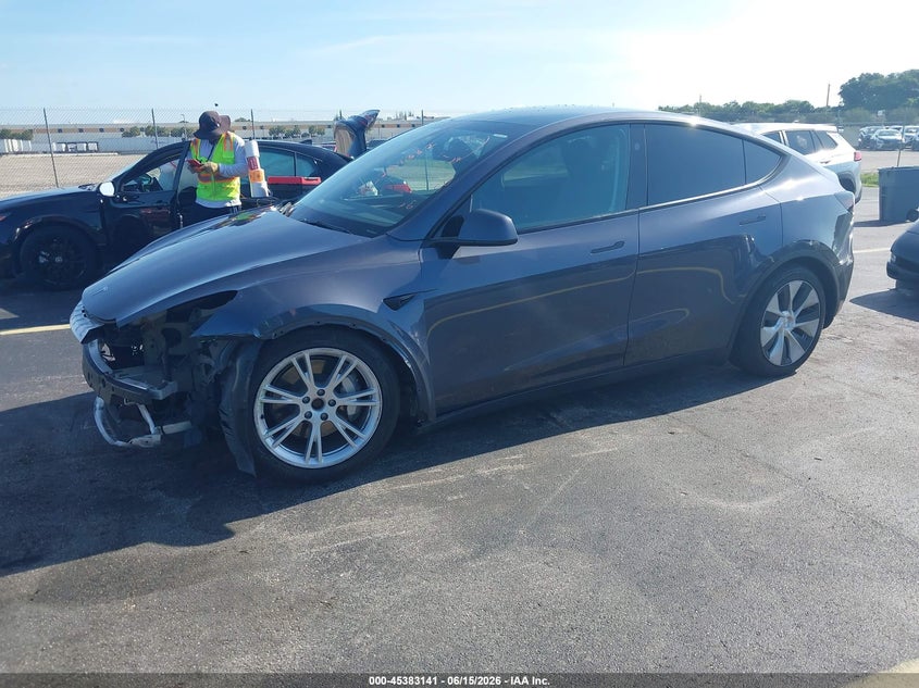 2023 Tesla Model y VIN 7SAYGAEE1PF791968 IAAI salvage auction — RIGHT SIDE, Rebuildable (Florida), sold $13,550 on 2026-07-16 (photo 2)