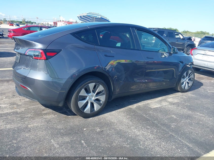 2023 Tesla Model y VIN 7SAYGAEE1PF791968 IAAI salvage auction — RIGHT SIDE, Rebuildable (Florida), sold $13,550 on 2026-07-16 (photo 4)