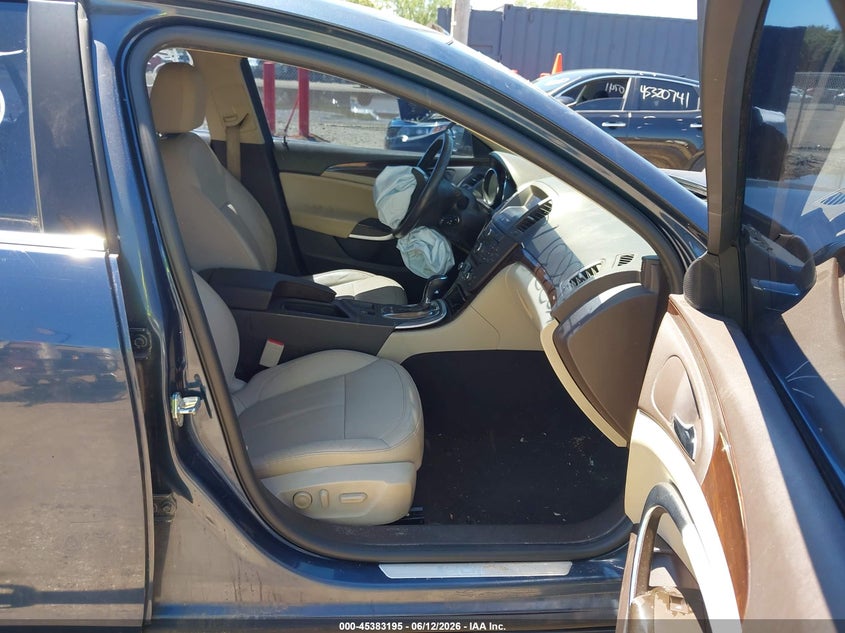 2011 Buick Regal VIN W04GS5EC5B1055558 IAAI salvage auction — FRONT END, Clear (Indiana), sold $1,800 on 2026-07-26 (photo 5)
