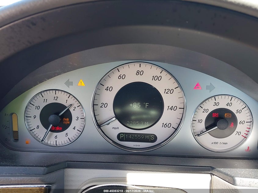2007 Mercedes-benz E-class VIN WDBUF56X57B085660 IAAI salvage auction — RIGHT FRONT, Salvage (California), sold $1,550 on 2026-07-11 (photo 7)