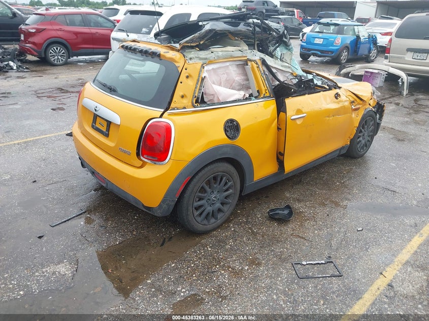2014 Mini Hard top VIN WMWXM5C57ET935364 IAAI salvage auction — ROLLOVER, Salvage (Texas), sold $375 on 2026-08-19 (photo 4)