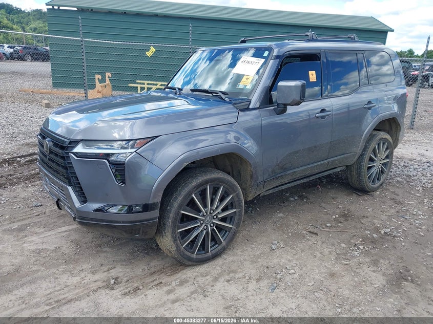 2024 Lexus Gx VIN JTJVBCDX9R5026988 IAAI salvage auction — RIGHT FRONT, Wait Title, sold $50,750 on 2026-08-10 (photo 2)