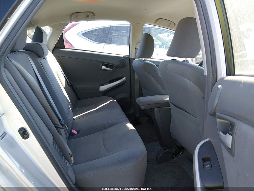 2011 Toyota Prius VIN JTDKN3DU3B0265961 IAAI salvage auction — NORMAL WEAR, Original (Ohio), sold $925 on 2026-07-29 (photo 8)