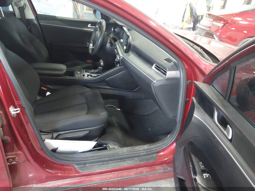 2022 Kia K5 VIN 5XXG14J22NG086338 IAAI salvage auction — SIDE, Salvage Title, sold $25 on 2026-07-22 (photo 5)