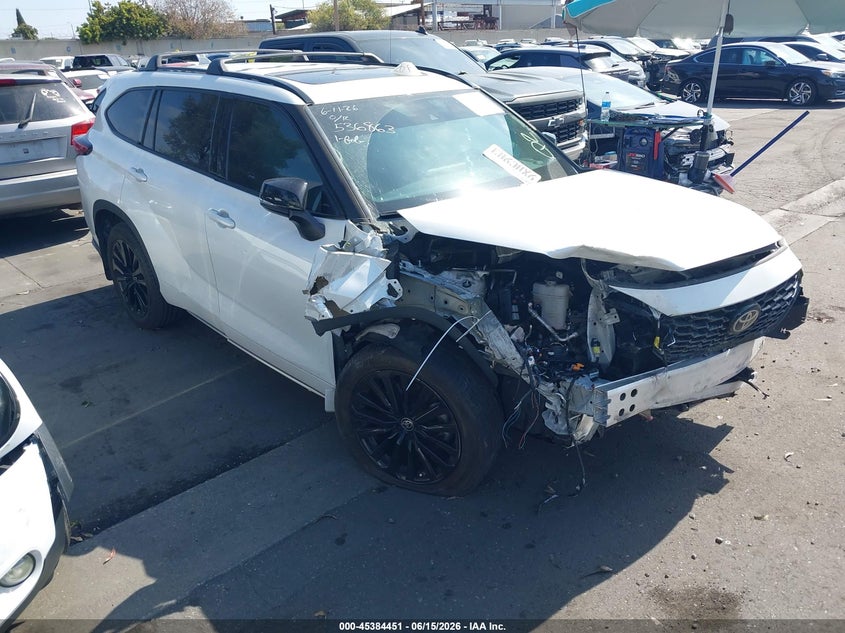 2023 Toyota Highlander VIN 5TDKDRAH7PS009081 IAAI salvage auction — RIGHT FRONT, Salvage Certificate (California), sold $10,650 on 2026-07-08 (photo 1)