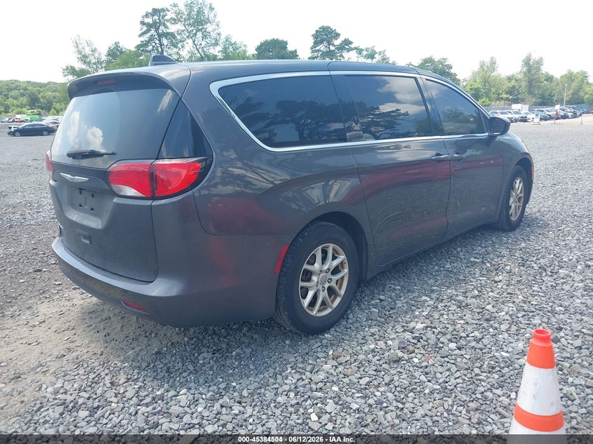 2020 Chrysler Voyager VIN 2C4RC1CG8LR237617 IAAI salvage auction — NORMAL WEAR, Sf97 (New Jersey), sold $25 on 2026-07-21 (photo 4)