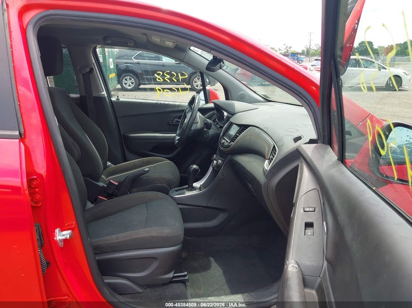 2020 Chevrolet Trax VIN KL7CJKSB0LB342414 IAAI salvage auction — SIDE, Salvage (Virginia), sold $1,375 on 2026-07-07 (photo 5)